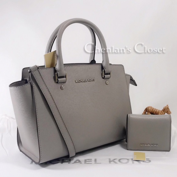 Michael Kors Handbags - NWT Michael Kors Selma Medium Set
